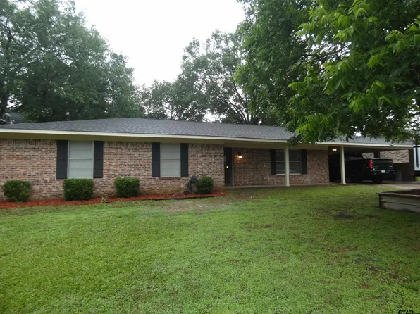 408 Rosewood St, Mount Pleasant, TX 75455
