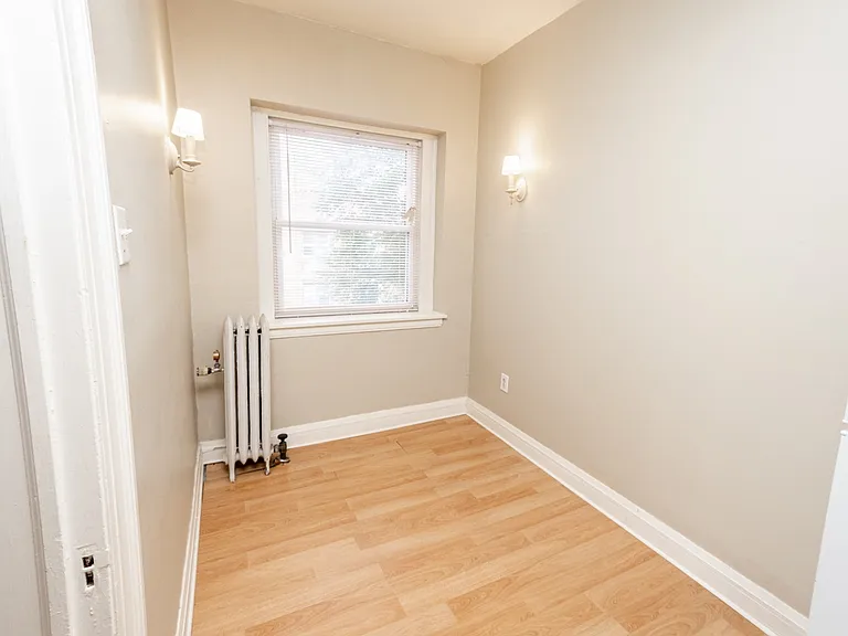Welcome to Central Lakes of Uptown, where modern charm meets comfort. Enjoy spacious interiors filled with natural light and stylish finishes. Embrace a vibrant community lifestyleschedule your tour today and find your perfect home!