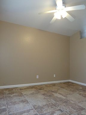 5th image of 3032 W Salter Dr