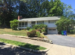15 Cottonwood Rd, Newton, MA 02459