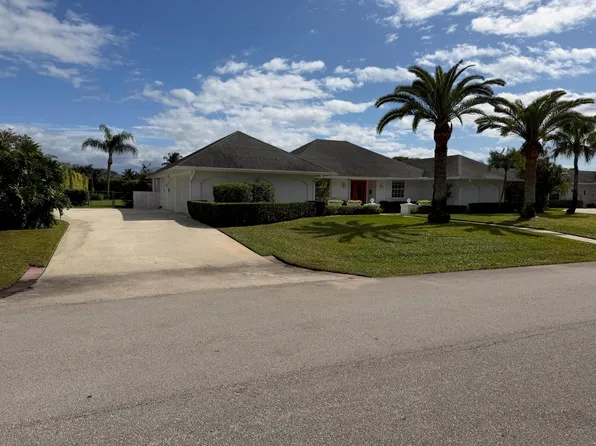 10124 Seagrape Way, Palm Beach Gardens, FL 33418