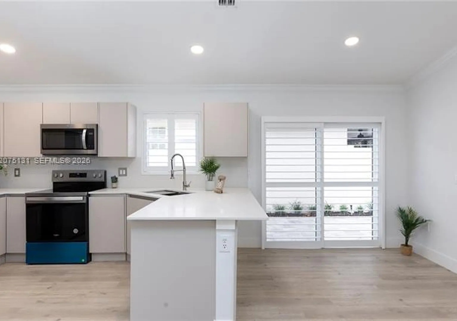 46 Gables Blvd # 46, Weston, FL 33326 — Photo 1