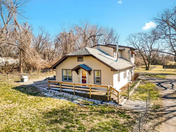 7915 Richland Ave, Kansas City, KS 66111
