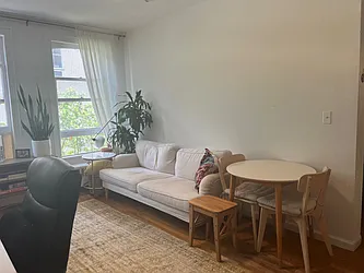 Rented by Gazal International Brokerage Group