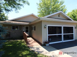 W6423 Brick Church Rd, Walworth, WI 53184