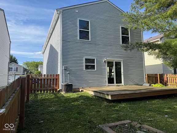 2nd image of 10965 Sweetsen Rd