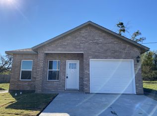 1403 Marshall St, Greenville, TX 75401