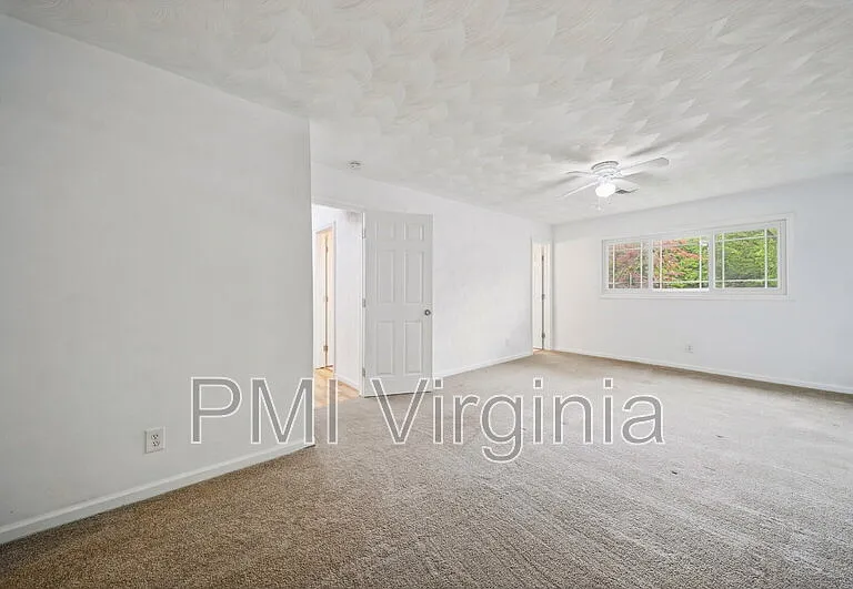5389 Susquehanna Dr — Photo 26