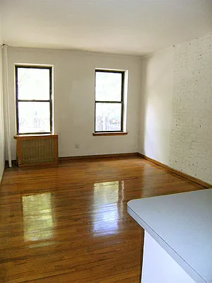 Rented by City Connections Realty | media 25