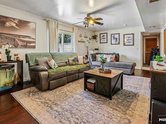 2nd image of 483 Forest St #503