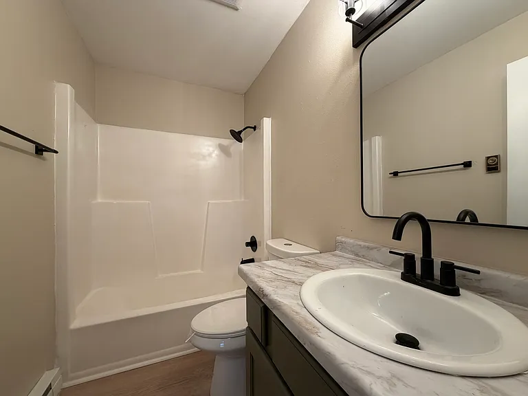 4303 Alderson St #6 — Photo 2