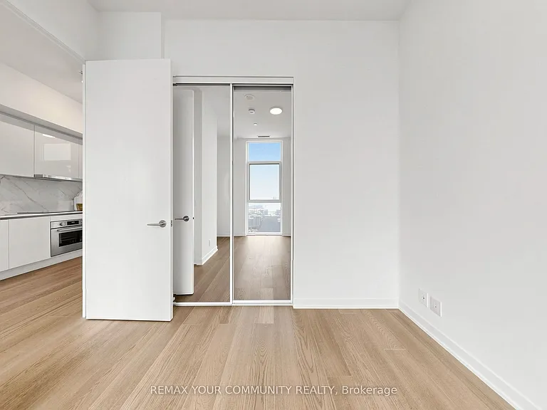 180 Front St E #Penthouse 05 — Photo 15
