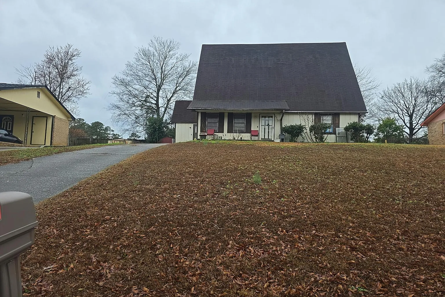 2242 Arrowwood Dr photo 1