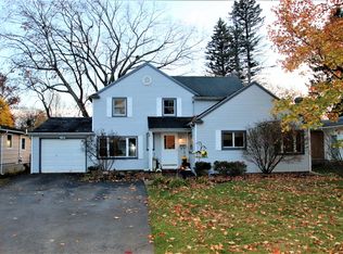 275 Ashbourne Rd, Rochester, NY 14618