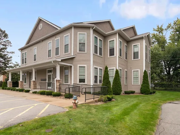 1033 Keenan Ct #11A, South Bend, IN 46615
