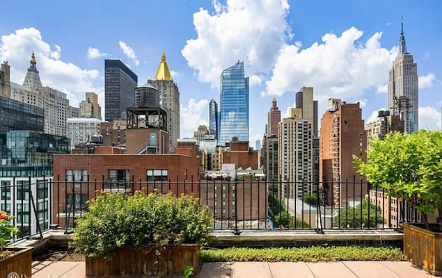 Sold by Compass | media 11