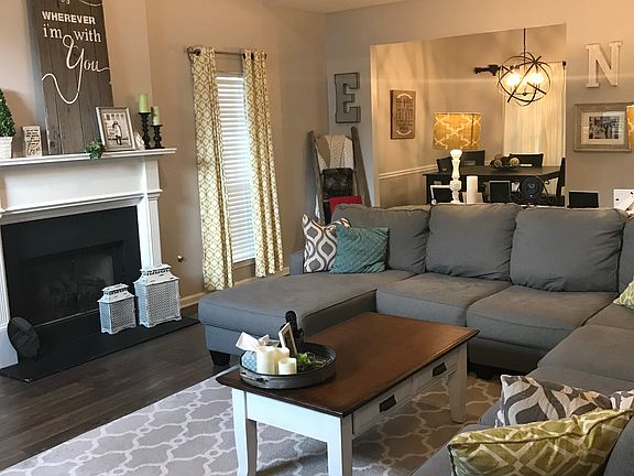 2nd image of 66 Lakebrooke Ln