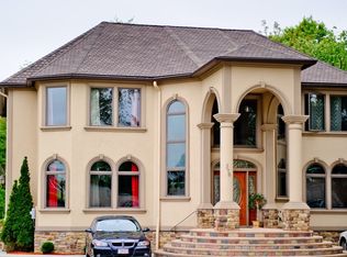 376 Chicopee St, Chicopee, MA 01013