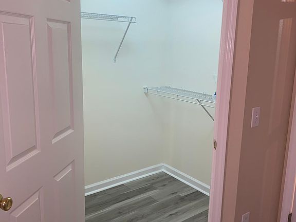 5th image of 7801 Point Meadows Dr Unit 1307