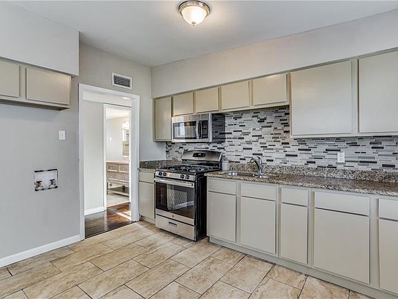5th image of 3505 Mountcastle Dr