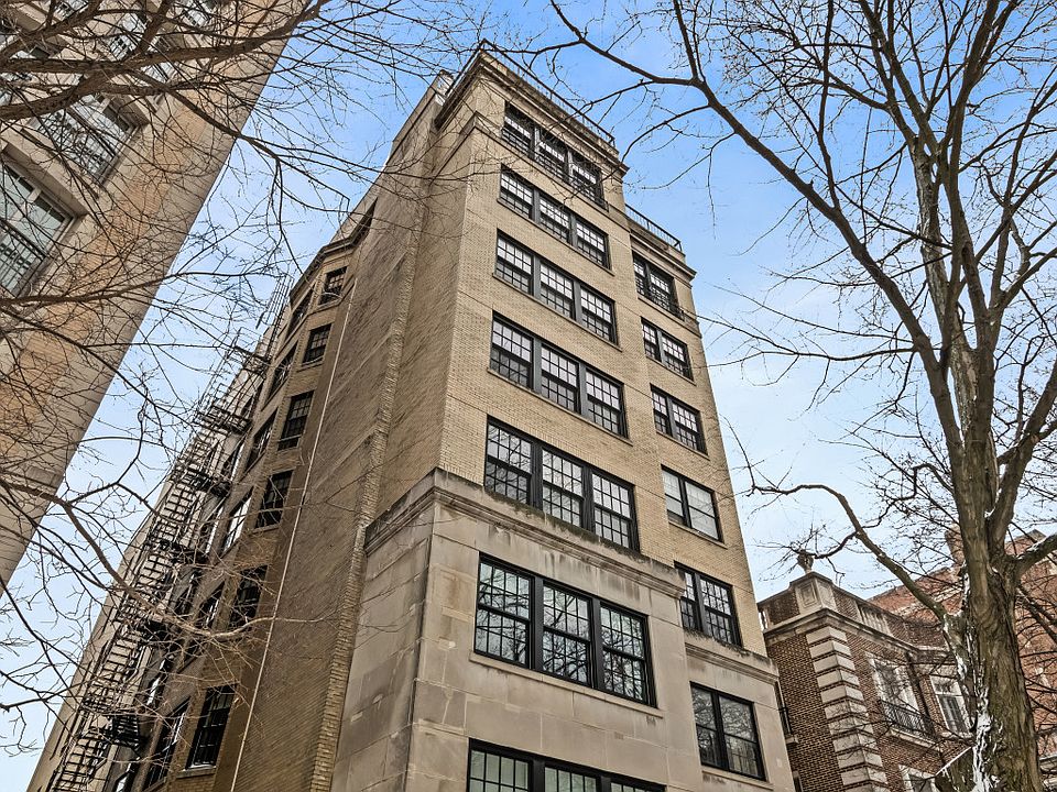 1st image of 1519 Hinman Ave APT 4C