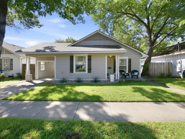 711 W Knox St, Ennis, TX 75119