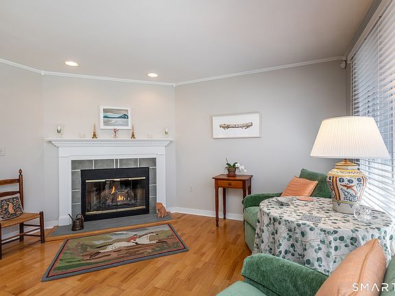 4th image of 87 Canaan Road #3F