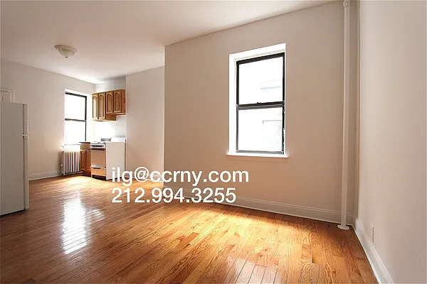 Rented by City Connections Realty | media 4