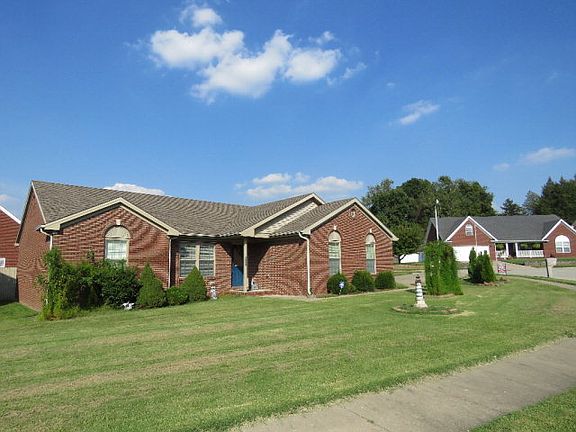 5th image of 2235 Emerald Ct