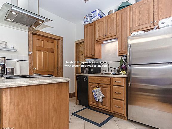 97 Myrtle St. #5 Boston - Beacon Hill Unit Photo 5 (2)