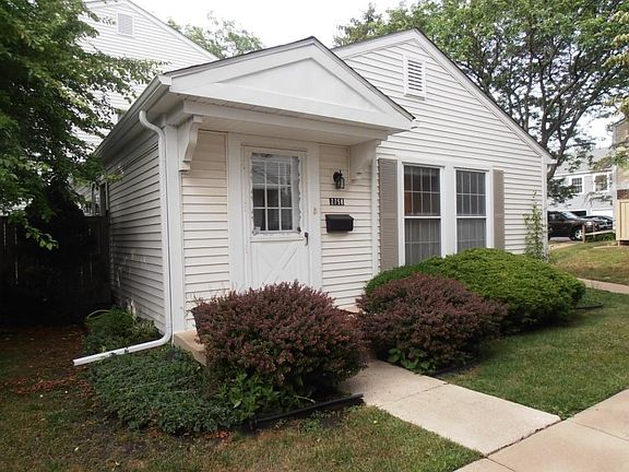 2nd image of 2758 Glenbridge Ct