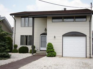 217 Newark Ave, Lavallette, NJ 08735