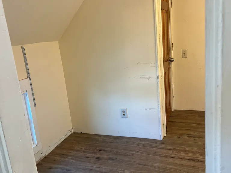 279 Essex St #2 — Photo 6