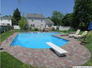 5 Division St, Brick, NJ 08724