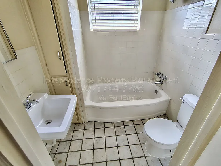 4278 Catalpa Dr #4 — Photo 6