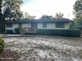 213 Oak Leaf Dr, Wilmington, NC 28403