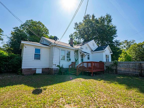 4th image of 2725 Kirby St