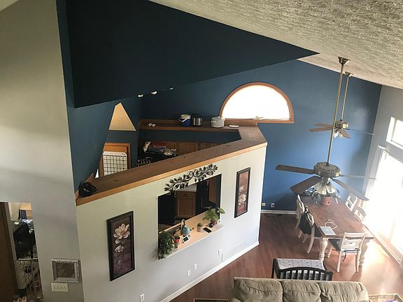 5th image of 7675 Eagle Creek Dr