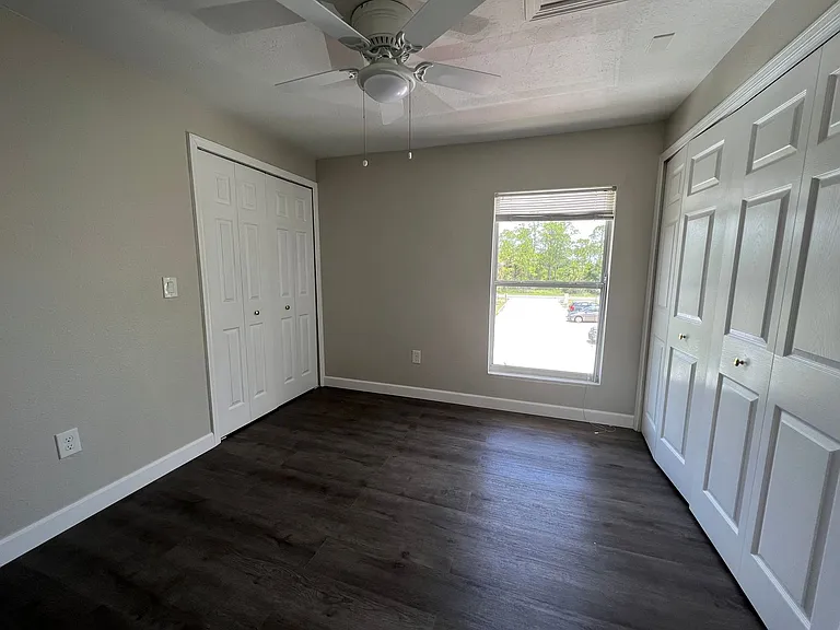 2041 Agora — Photo 10