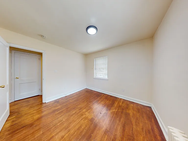 30 Danbury St SE #1 — Photo 23