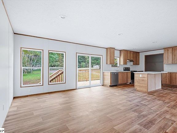 5th image of 312 Griffin Mill Rd