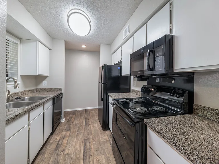 Crooked Stick: Kitchen