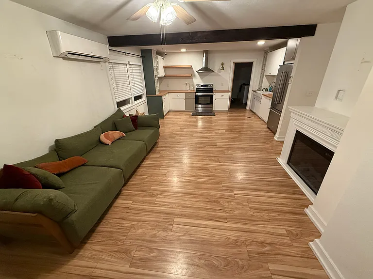 3113 Yeoman Ave — Photo 2
