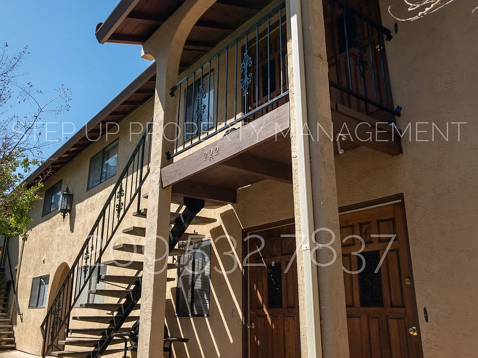 222 Barretta St
