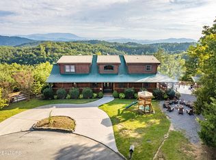 1119 N Trail Dr, Sevierville, TN 37862