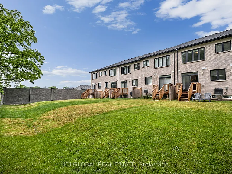 585 Colborne St #1303 — Photo 41