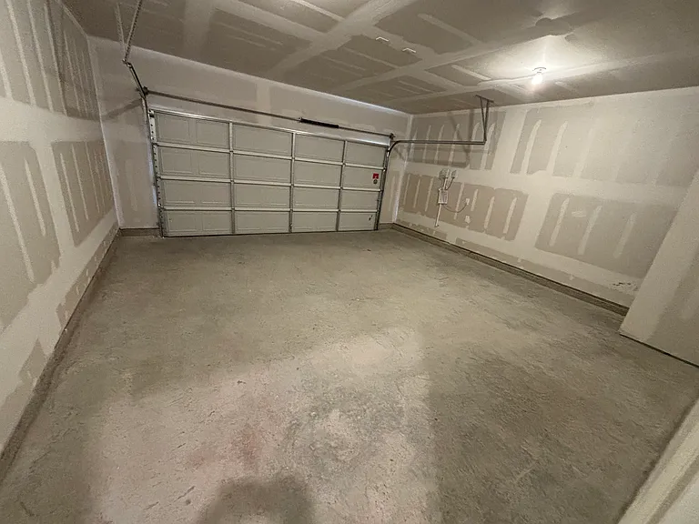 5718 Roadhouse Dr — Photo 16
