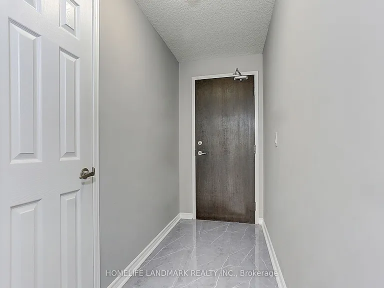 75 King William Cres #1013 — Photo 7