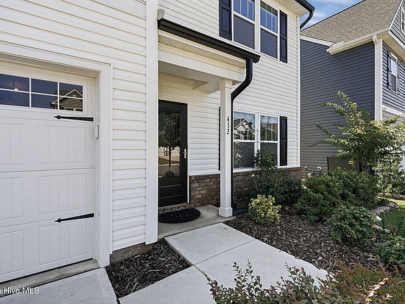 2nd image of 432 Bent Willow Drive