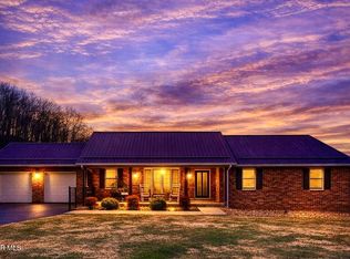 139 Millstone Dr, Bristol, VA 24201